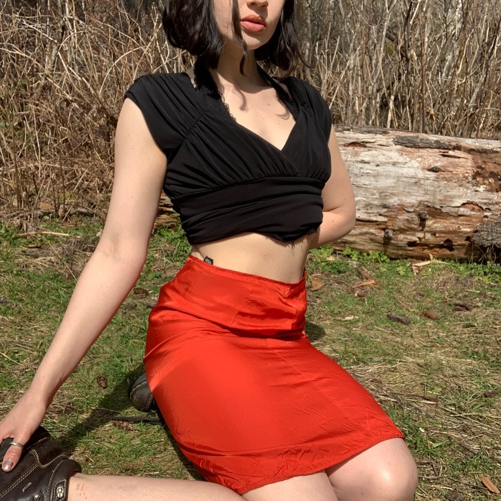 Banana Republic Black and Red Midi Skirt